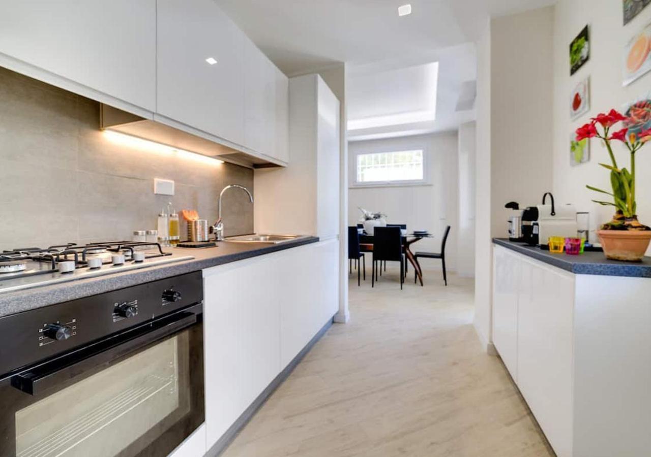 Luxury, Large Flat With Terrace On Vatican Walls * Rom